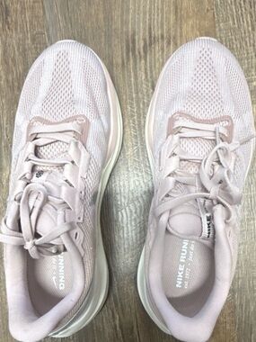 Nike Light Pink Women's Sneakers - Soft Blush